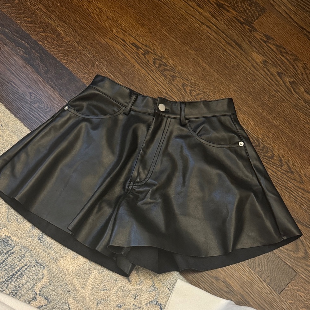 Olivaceous Black Faux Leather Skorts
